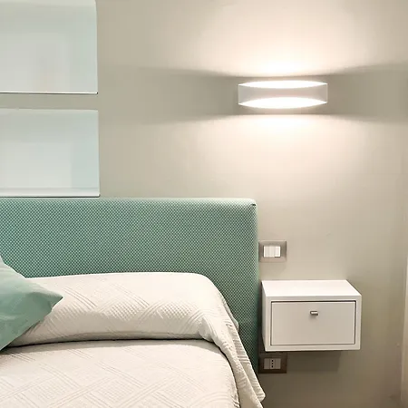 Residenza Ucci Ali - Xs *