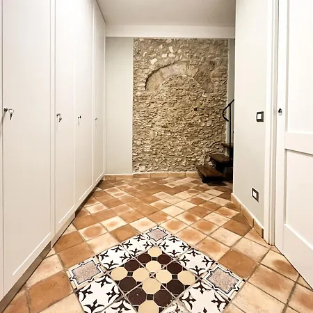 Residenza Ucci Ali - Xs