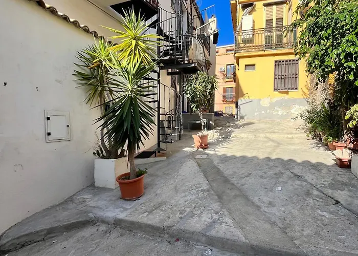 Residenza Ucci Ali - Xs