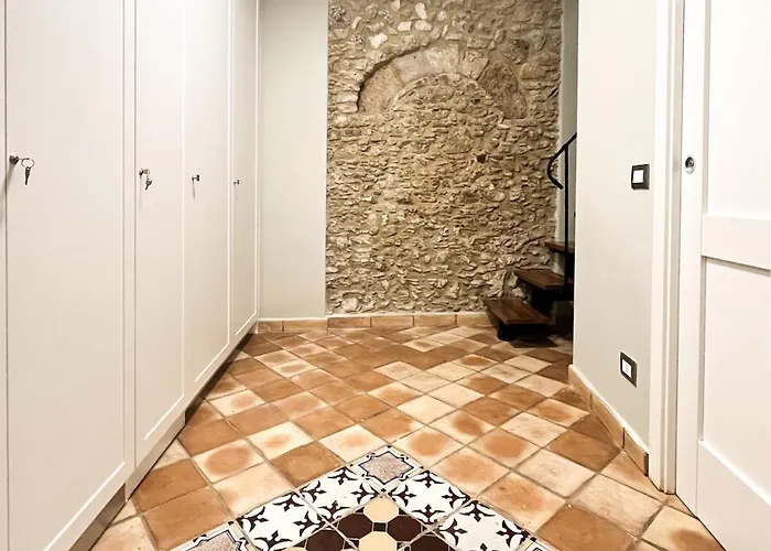 Residenza Ucci Ali - Xs